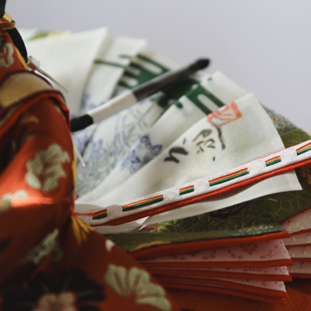 Décoration plate du roi impérial, Jirozaemon Hina Hisayu Shimizu, poupée classique créative en soie Pure