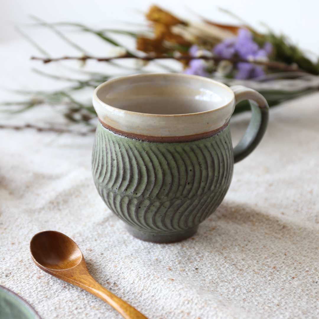 Mug « Vague déferlante » Vert gazon Bukyo