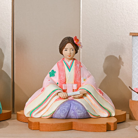 "Banquet de fleurs" Les poupées Hina d'Ai Haibara