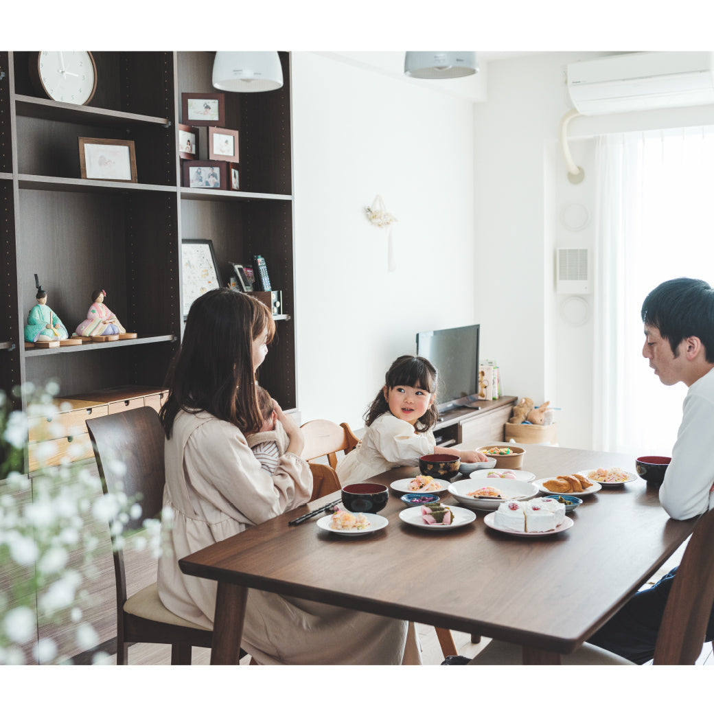 "Banquet de fleurs" Les poupées Hina d'Ai Haibara