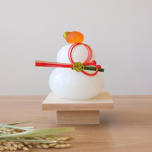 晴れと暮らすの鏡餅 博多びーどろ ガラスの鏡餅