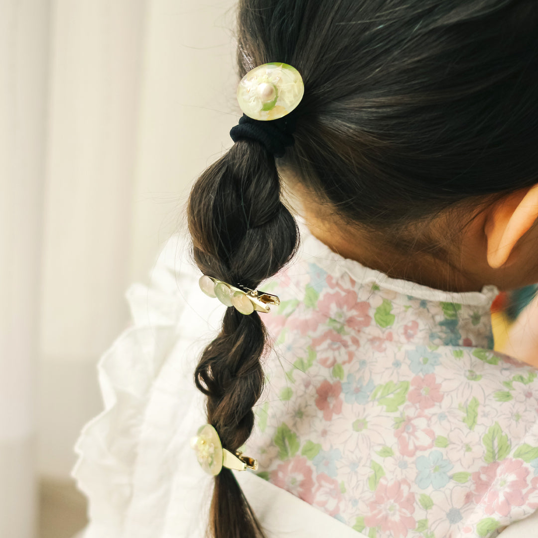 つまみ細工のヘアアクセサリー3つセット<黄色>