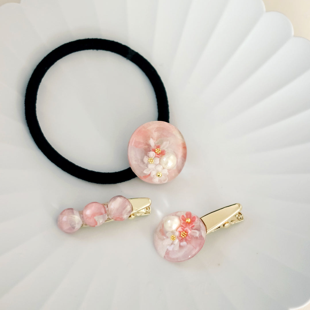 つまみ細工のヘアアクセサリー3つセット<桃色>
