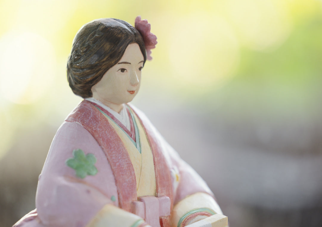 "Banquet de fleurs" Les poupées Hina d'Ai Haibara