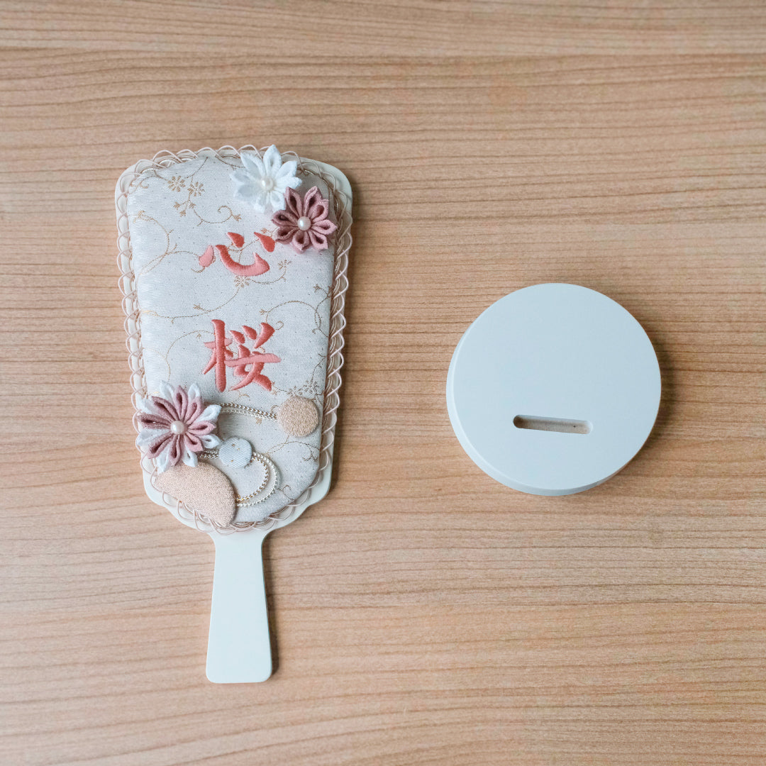 正絹刺繍名入れ羽子板飾り　ローズ　刺繍名前旗