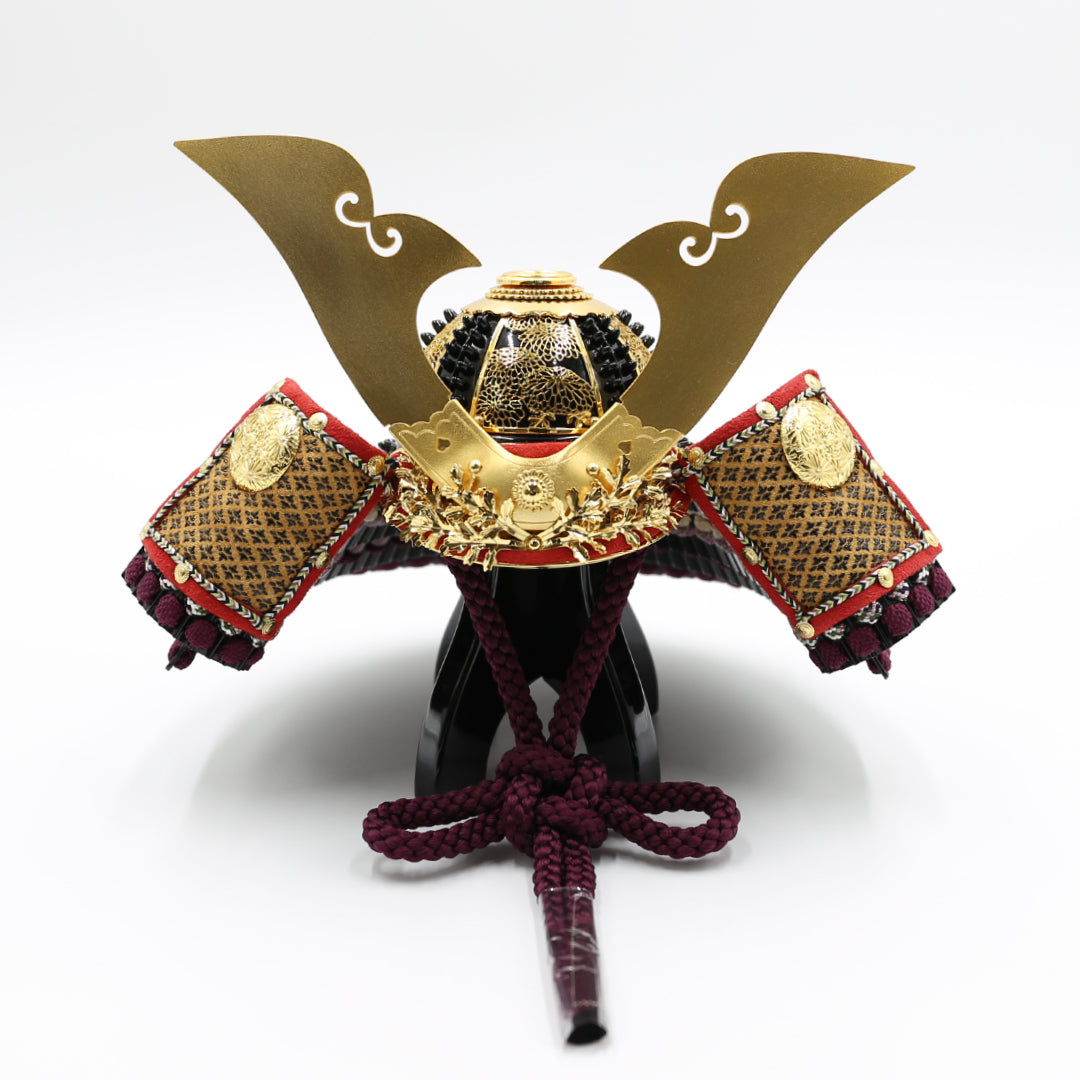 別所 実正 | 5号 厚物菊兜 オリジナルスチールフレーム台 – 晴れと暮らす