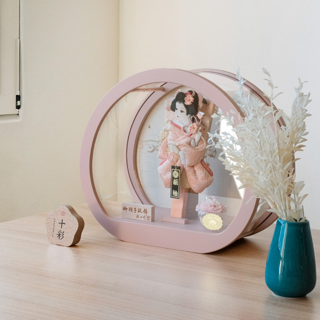 羽子板 鞠 - mari - 　くすみピンク・アクリルケース　押絵羽子板飾り