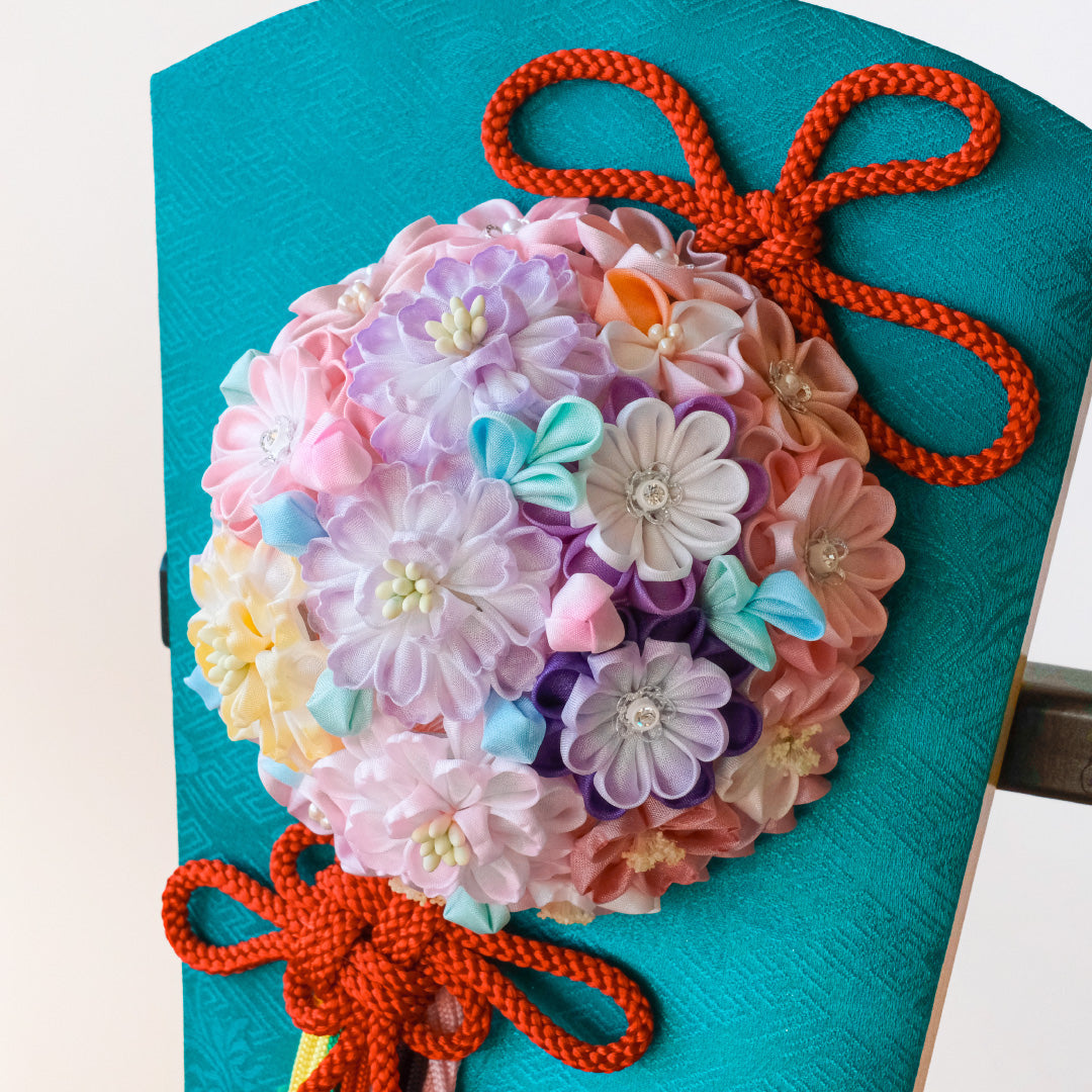 摩耶作 羽子板 13号 久寿玉　【萌】つまみ細工　衝立飾り　羽子板