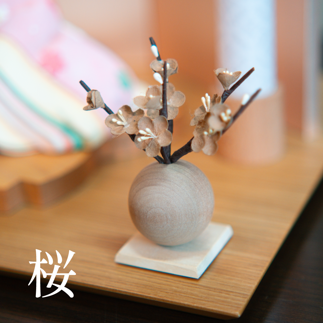 花の宴　桜色屏風とお道具セット　灰原愛の雛人形