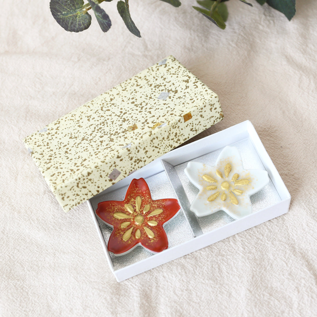 西川貞三郎商店】ペア箸置き - 紅白桜 - – 晴れと暮らす