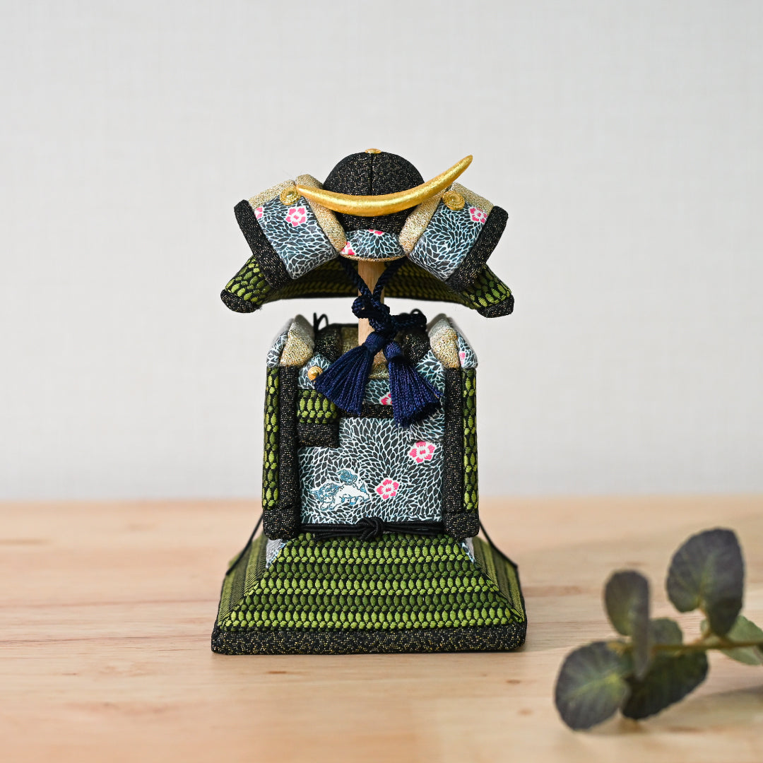 木目込人形【誉鎧】 ＜翠護 -suigo-＞　徳永監修　五月人形