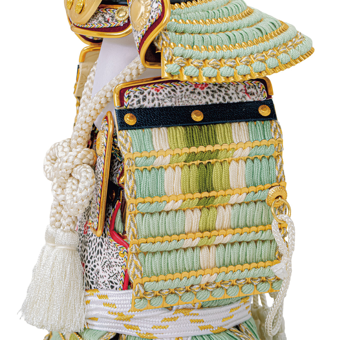 奉納型 鎧飾り〈翠（すい）〉 ― 甲冑師 武蔵朔太郎作 ―