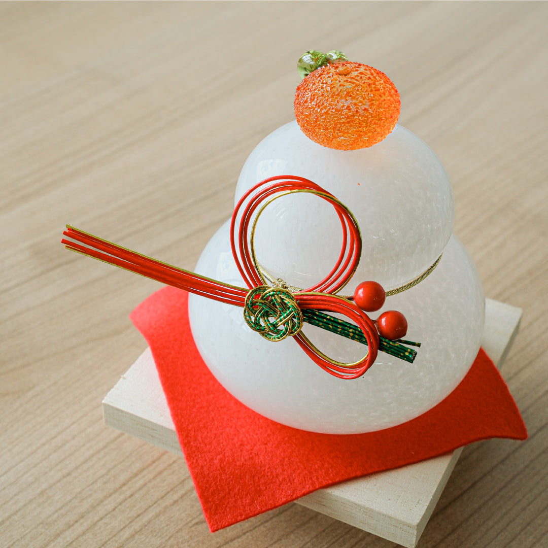 晴れと暮らすの鏡餅 博多びーどろ ガラスの鏡餅