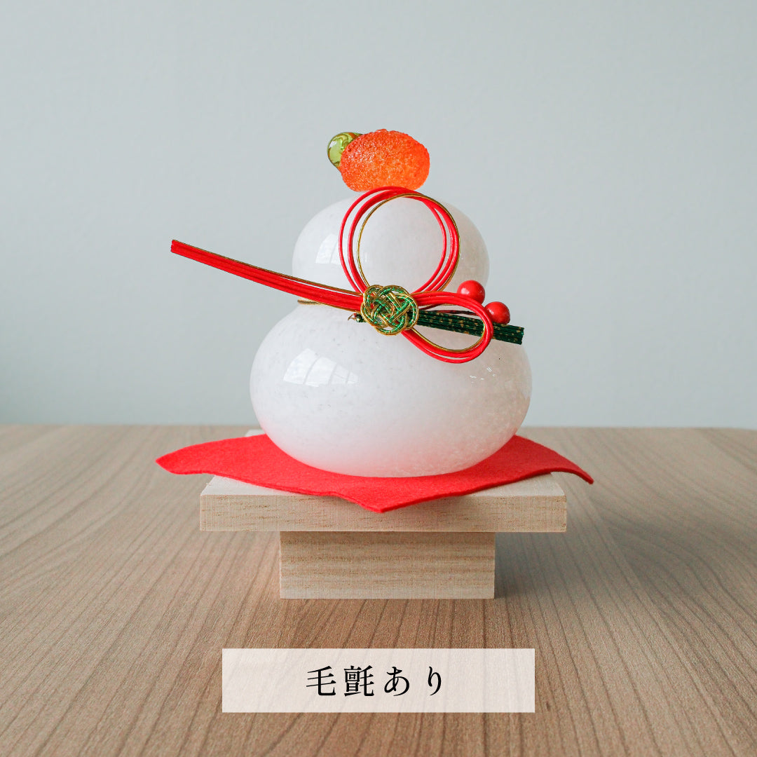 晴れと暮らすの鏡餅　博多びーどろ ガラスの鏡餅