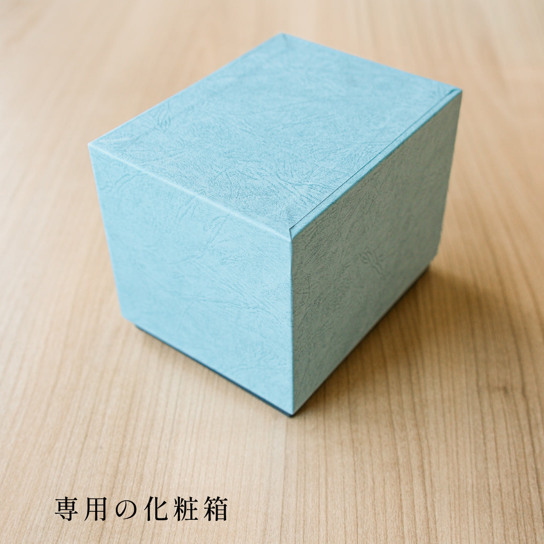 晴れと暮らすの鏡餅　博多びーどろ ガラスの鏡餅