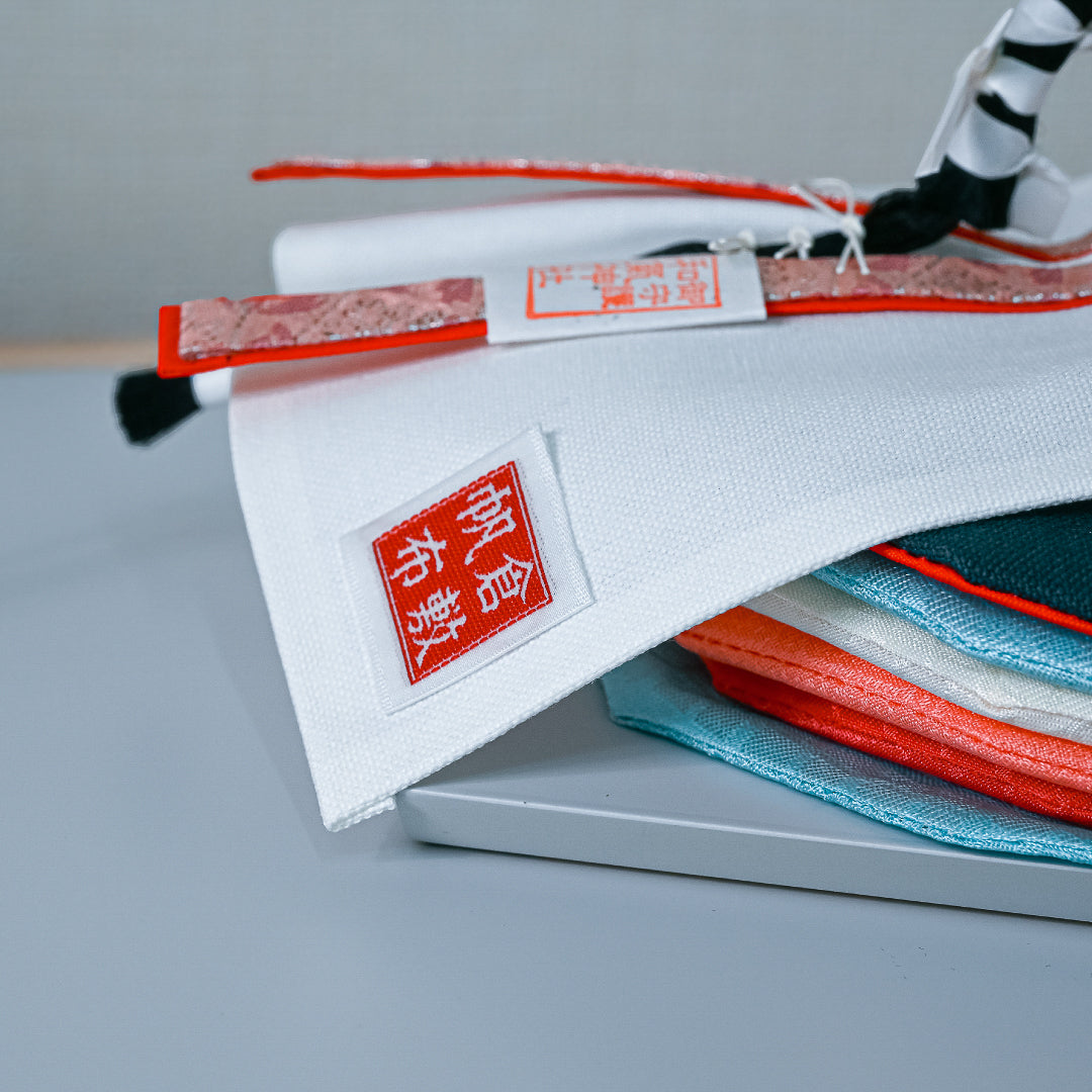 KIMONO Hina 2. Poupées en toile décoratives Prince et Princesse en matériaux vivants 