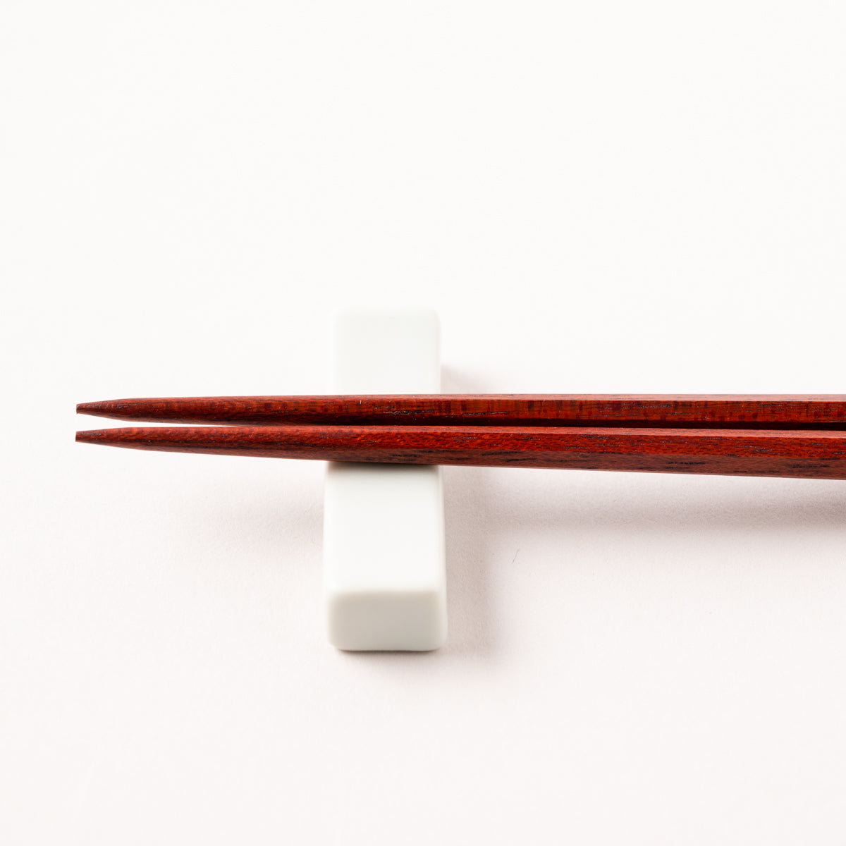 七角 拭漆 サティーネ 22cm 桐箱入