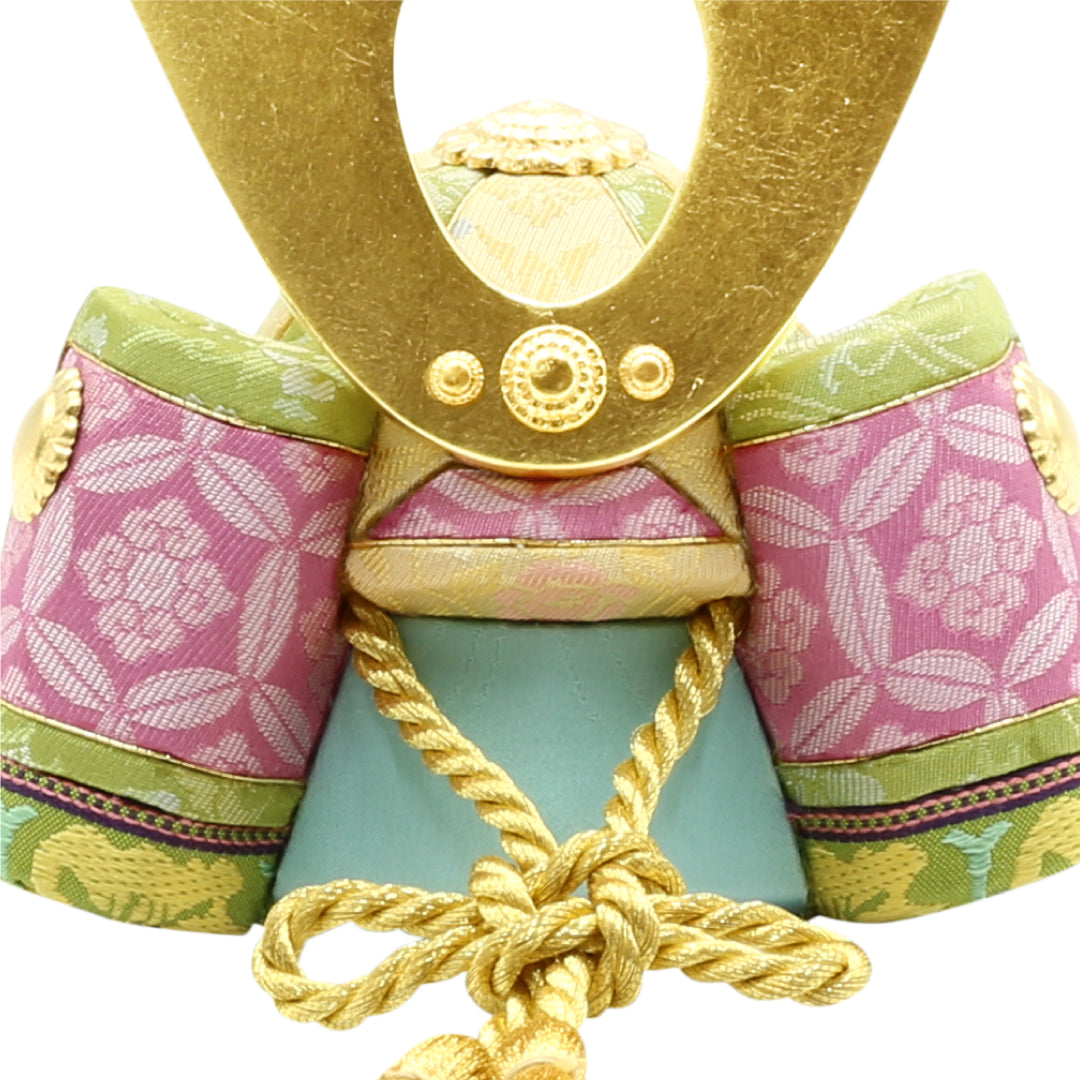 木目込み 奏 緑音兜 平飾り｜徳永こいのぼり公式「晴れと暮らす」