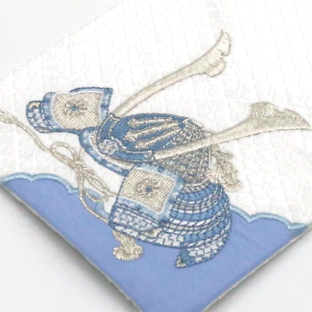 金襴刺繍名前旗 〈白兜刺繍〉 小38cm／特小27cm – 晴れと暮らす