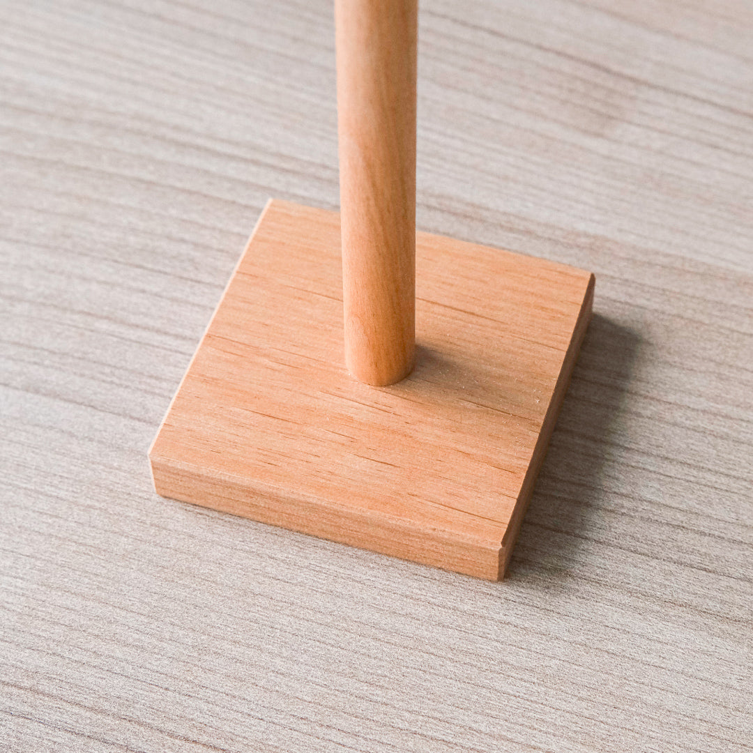 ちいさな刺繍名前旗＜りゅう＞ 金襴刺繍名前旗 特小/無垢台